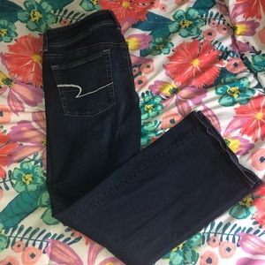 American Eagle Super Stretch Reg. Kickboot Jeans